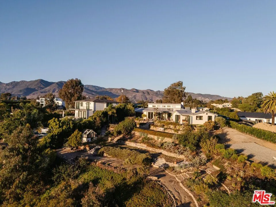 6767 Wandermere Road, Malibu, California 90265 home-pic-40